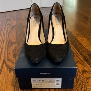 Cole Haan Eliree Pump 85mm black suede, size 7.  W05268.  Good condition!